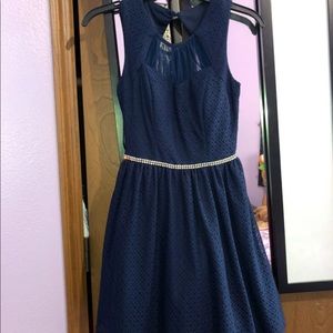 Navy blue, size 1/2 homecoming dress, good quality
